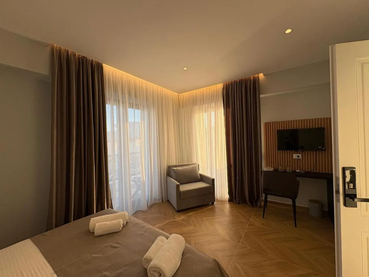 Ferdinand Residence 希马拉 酒店