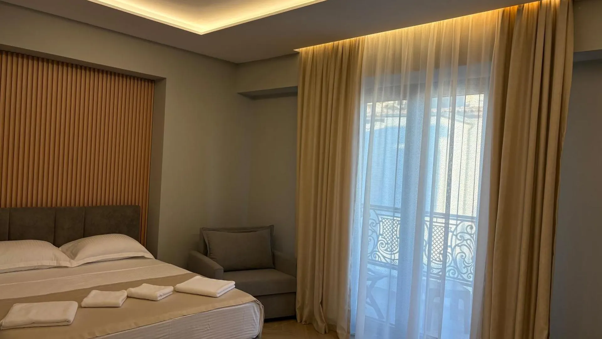 Hotel Ferdinand Residence Himarë